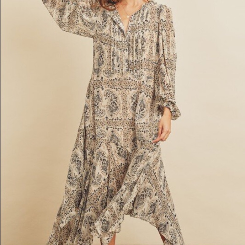 Handkerchief Hem Scarf Print Flowy Dress